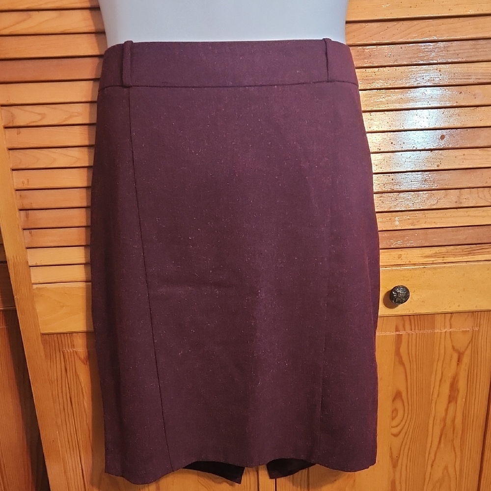 Elegant Women's Plum Pencil Skirt